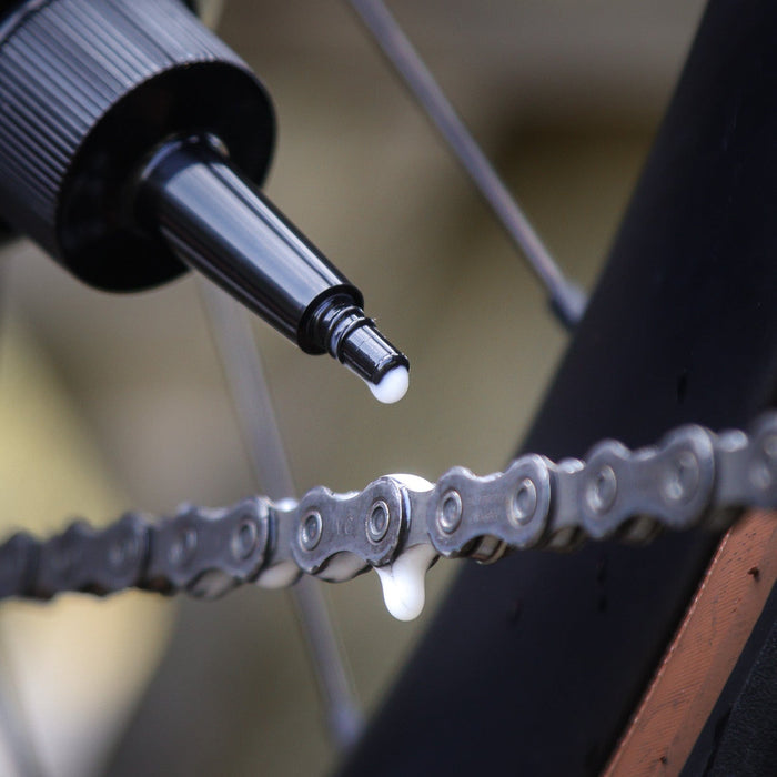 Oil vs. Wax: Determining Your Drivetrain DNA