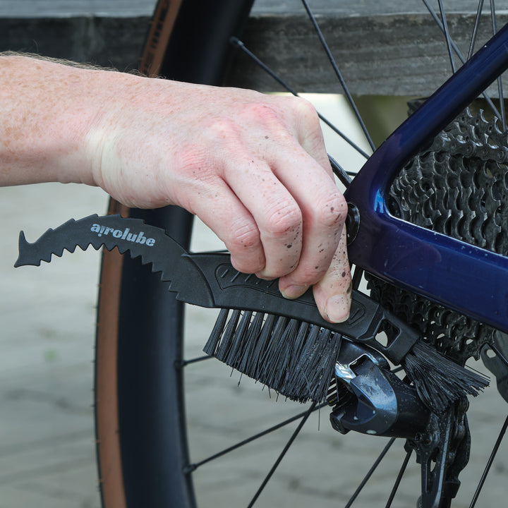 Chain Brush